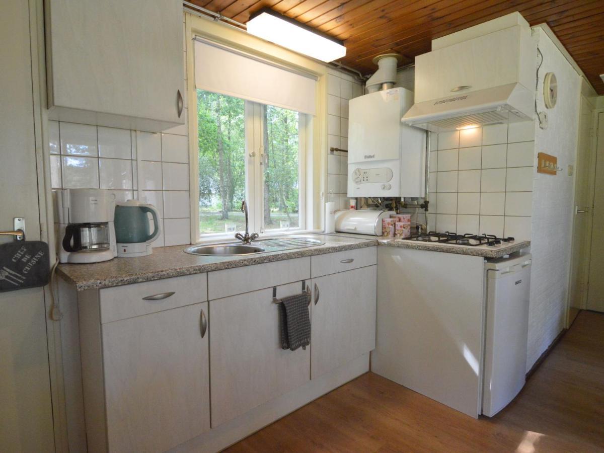 Detached Bungalow With Lovely Covered Terrace In A Nature Rich Holiday Park Stramproy 외부 사진