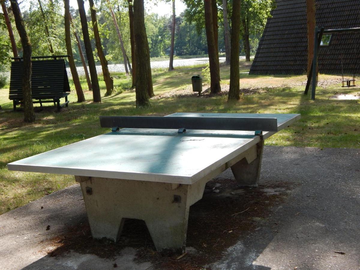 Detached Bungalow With Lovely Covered Terrace In A Nature Rich Holiday Park Stramproy 외부 사진